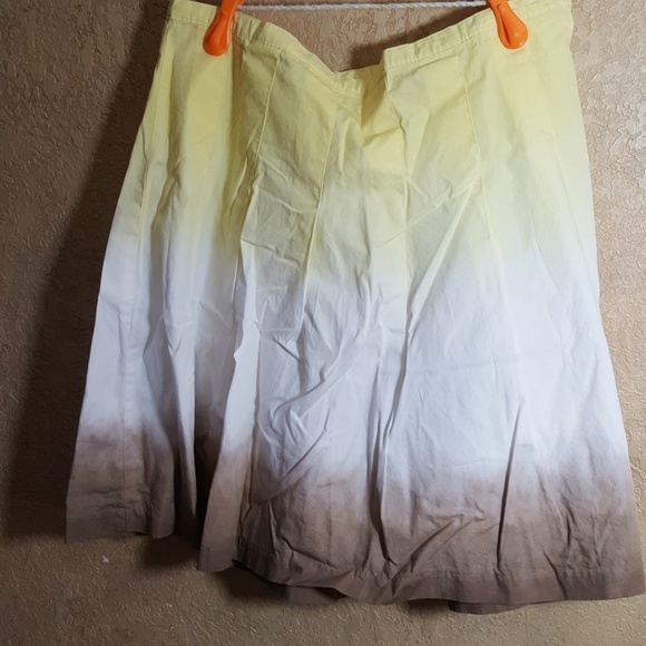 Daisy Fuentes Skirt - Picture 3 of 4